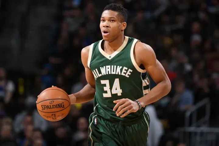 DENVER, CO – FEBRUARY 3: Giannis Antetokounmpo #34 of the Milwaukee Bucks handles the ball against the Denver Nuggets on February 3, 2017 at the Pepsi Center in Denver, Colorado. (Photo by Garrett Ellwood/NBAE via Getty Images)