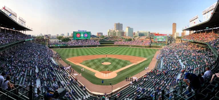Wrigley Field 2018 - 42195054760