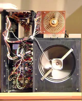Wurlitzer Sideman drum machine (inside) front view